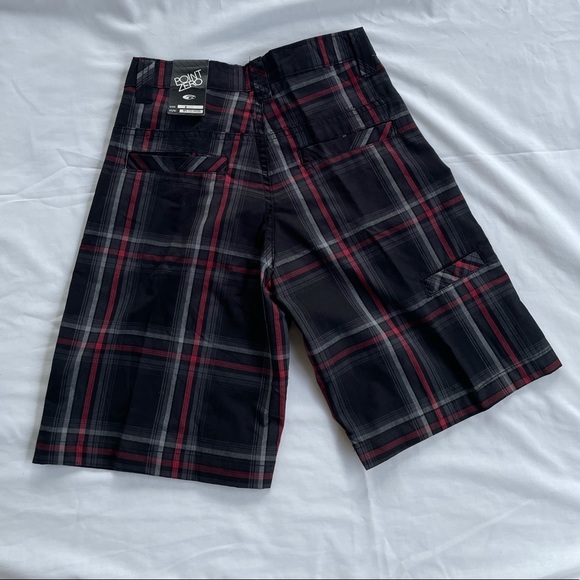 BNWT Point Zero Plaid Chino Shorts, Boys 8 - Picture 2 of 2